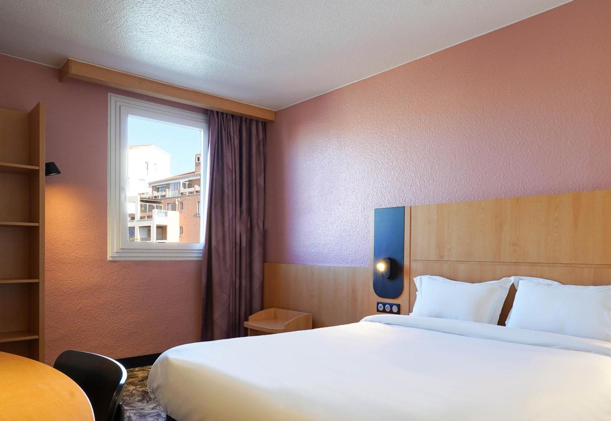 B&B Hotel Marseille Centre Vieux Port Luaran gambar