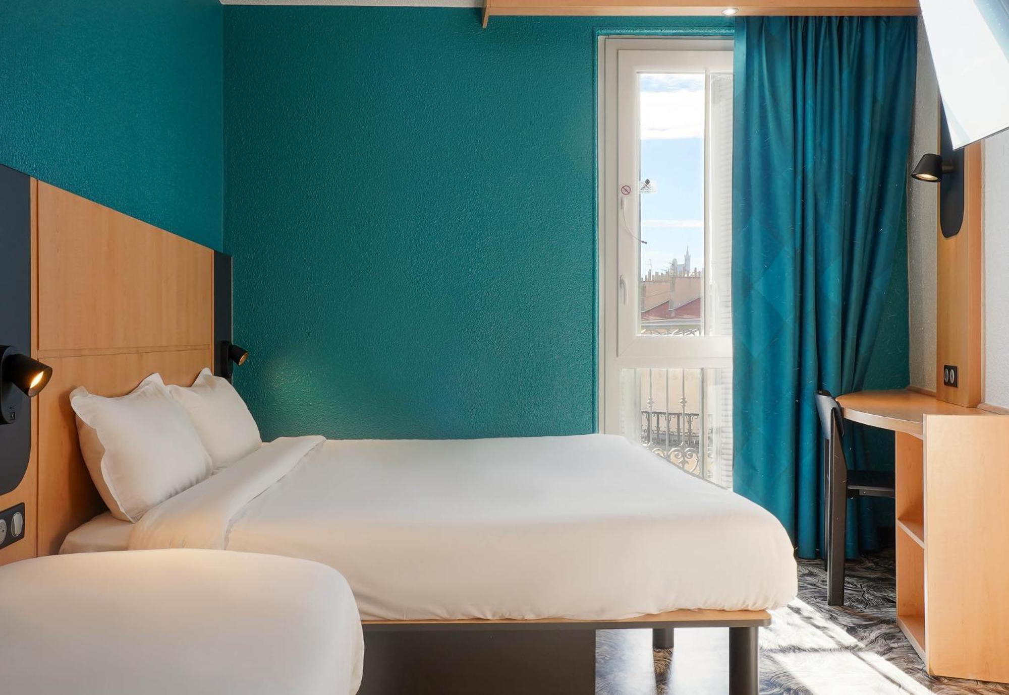 B&B Hotel Marseille Centre Vieux Port Luaran gambar