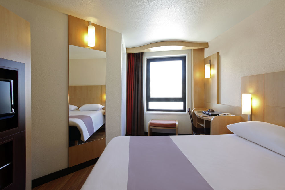 B&B Hotel Marseille Centre Vieux Port Luaran gambar